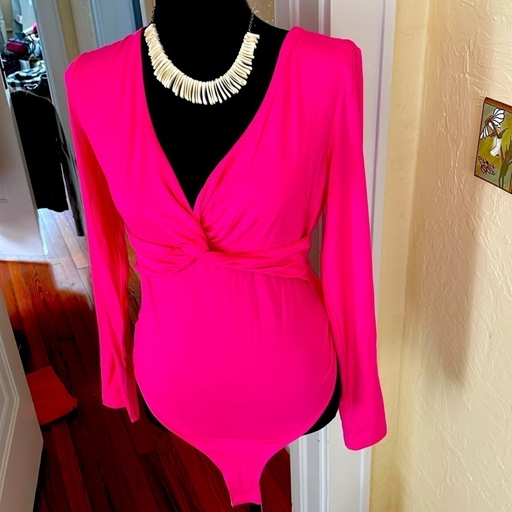 Mango pop Pink crisscross Bodysuit. Vibrant Barbie‎ pink size medium